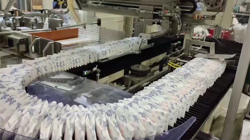 Stacking systems for baby diaper